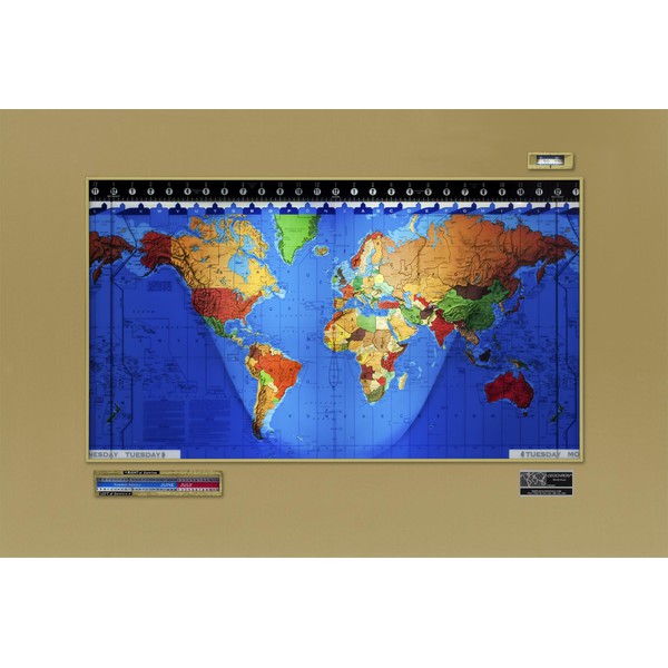 Geochron Original Kilburg wereldkaart, uitvoering in goud geanodiseerd aluminium, met goudkleurige sierlijst (Engels)