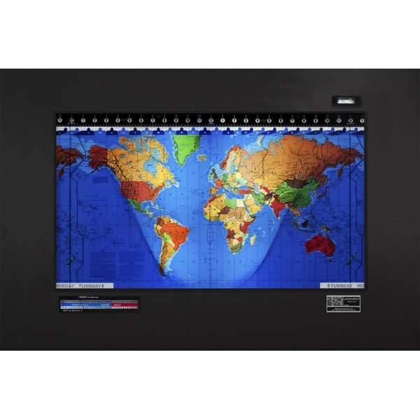 Geochron Original Kilburg wereldkaart, uitvoering in zwart geanodiseerd aluminium, met zwarte sierlijst (Engels)