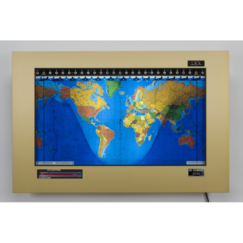 Geochron Original Kilburg wereldkaart, uitvoering in goud geanodiseerd aluminium, met zwarte sierlijst (Engels)