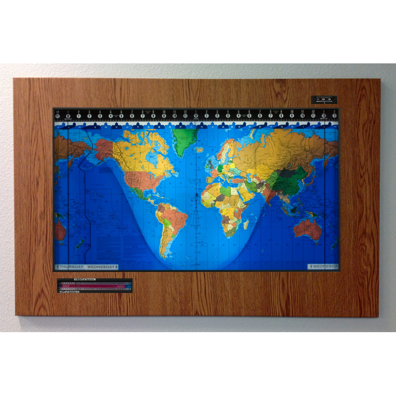 Geochron Original Kilburg wereldkaart, kunststofuitvoering in designer eikenhout, met zwarte sierlijst (Engels)