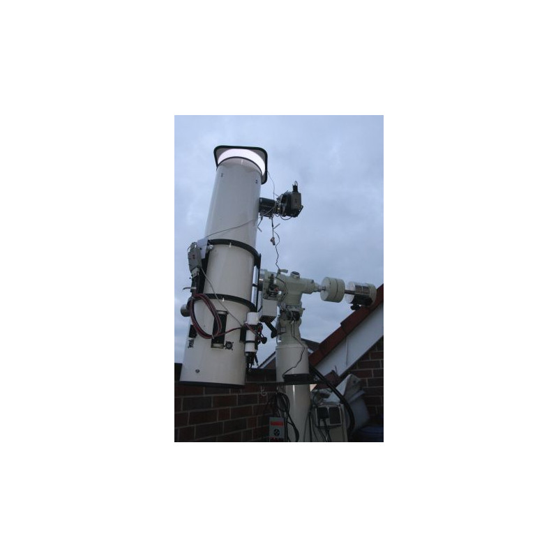 Gerd Neumann jr. Flatfieldmasker Aurora 100mm met omvormer voor 2x AA Batterijen
