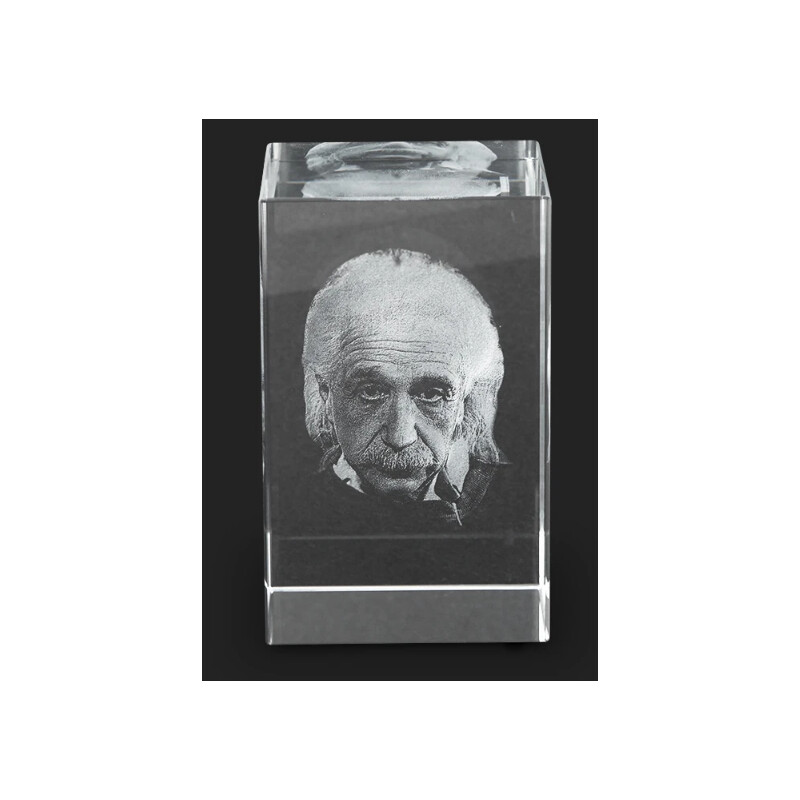 AstroMedia Einsteins oogopslag