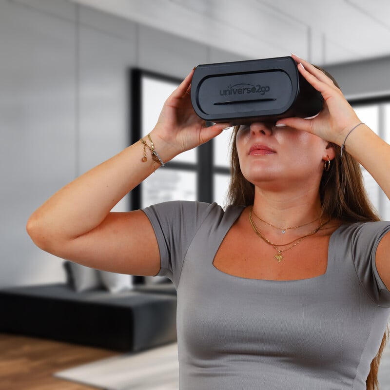 Omegon Thuis-planetarium Universe2Go+ + zonsverduisteringsbril Solar Safe Deluxe