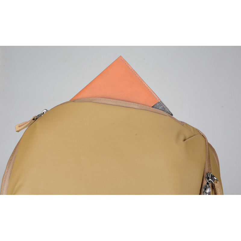 Metropolis Backpack 22l champagne